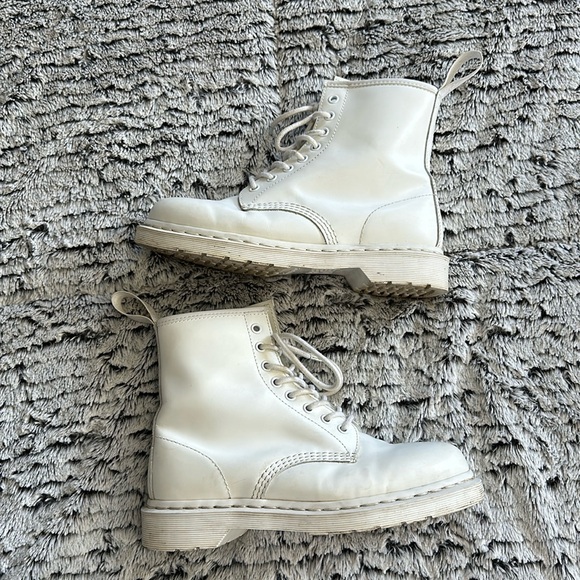 Dr. Martens Shoes - Dr. Marten 1460 Mono White Boots